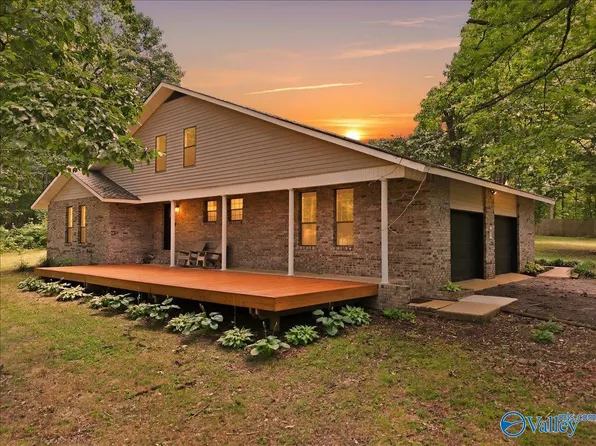 67 Cascade Creek Rd, Somerville, AL 35670