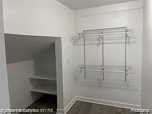 225 Fairgrove Ave — Photo 11