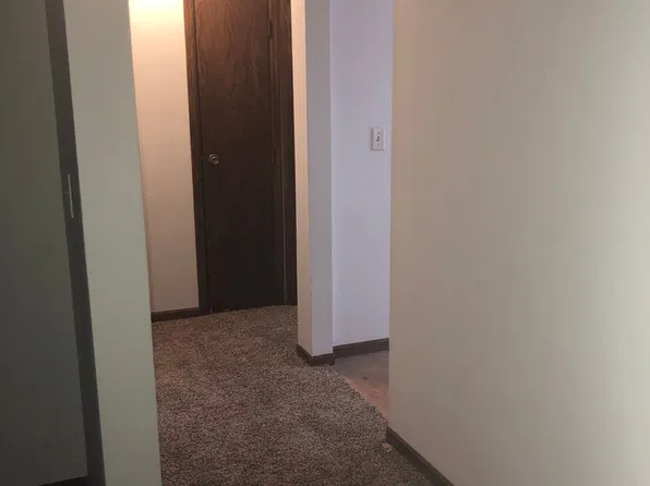 218 N Summit, 218 N Summit Ave APT 4, Sioux Falls, SD 57104