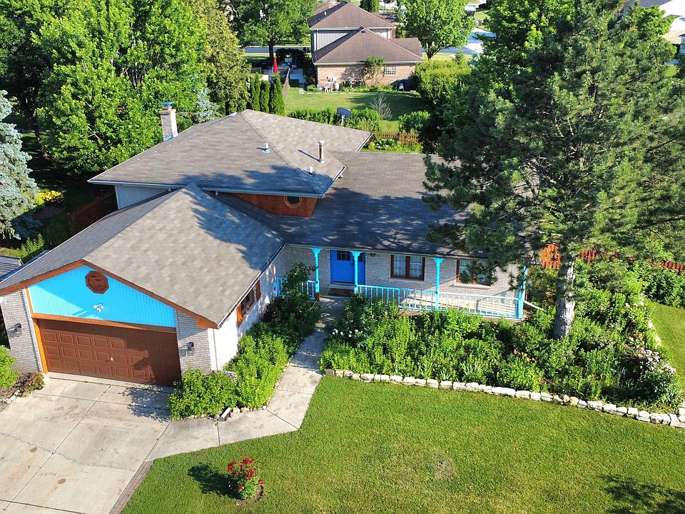 1st image of 9931 Sussex Ct