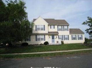 65 Milici Cir, Meriden, CT 06450
