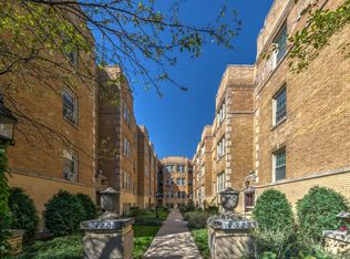 478 N Austin Blvd APT 3, Oak Park, IL 60302