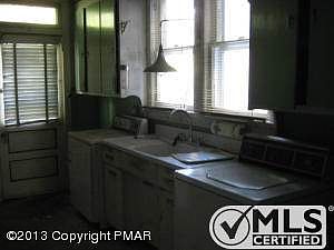 210 kitchen