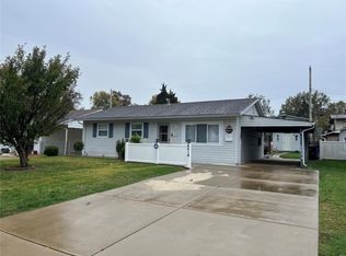 4614 Heege Rd, Saint Louis, MO 63123