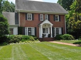 307 Meadowbrook Ter, Greensboro, NC 27408