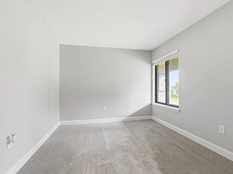 The Residences at Buttonwood — Photo 20