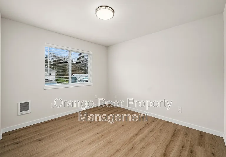 3623 S J St #C — Photo 17
