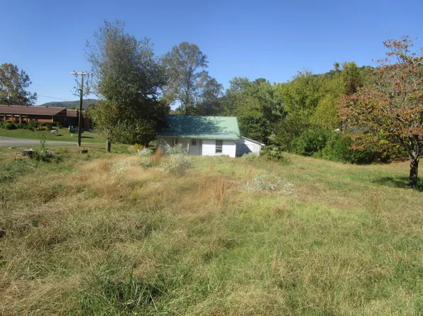 537 Sunset Trl, Jellico, TN 37762
