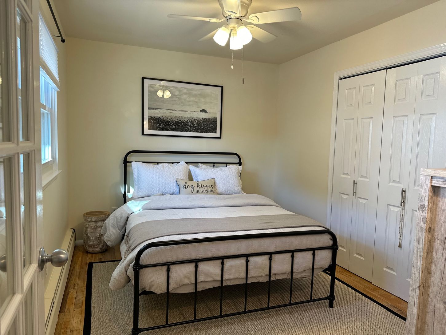  Downstairs bedroom with large closet and side windows