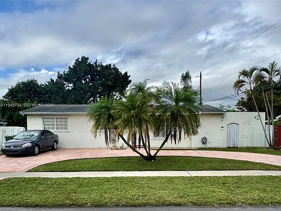 2nd image of 210 SW 65th Ave