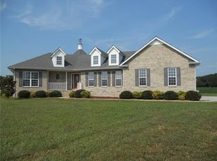 206 Boyd Rd, Hillsboro, TN 37342