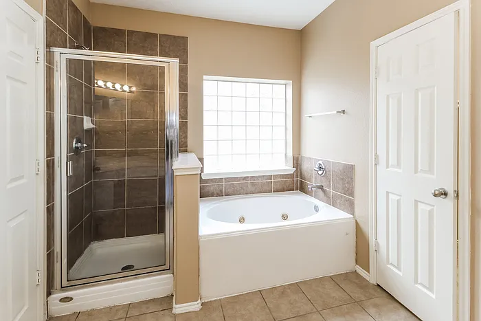 20403 Louetta Crossing Dr — Photo 13