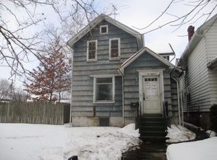 618 5th Ave S, Clinton, IA 52732
