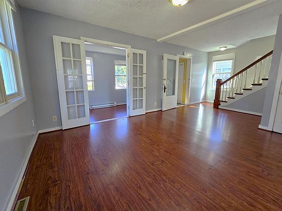 3rd image of 1301 E 28th St