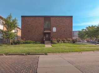 512 E Clark St, Champaign, IL 61820