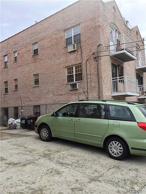 1st image of 8507 168th Pl