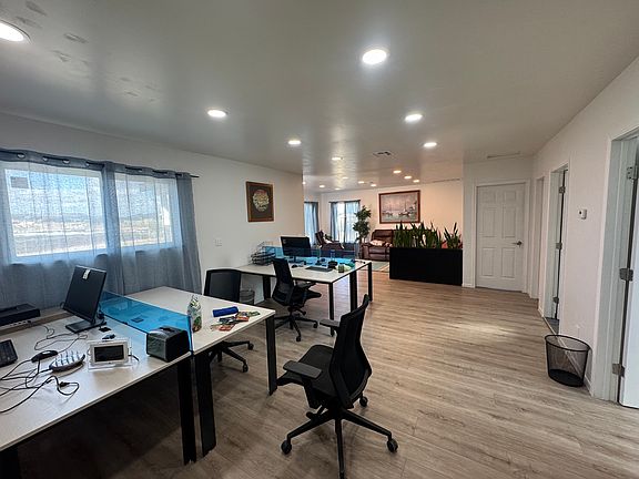 2nd image of 25261 Jefferson Ave #25261
