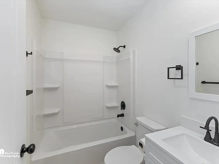 6760 W Queen Anne Ave #3 — Photo 22