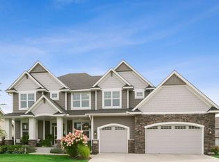 416 Riverside Cir, Anoka, MN 55303