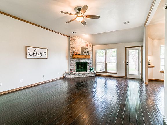 5th image of 2544 Weymouth Way