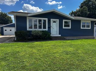 1639 Texas Ave NE, Cedar Rapids, IA 52402