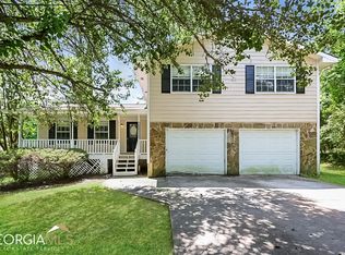 6047 Dan Dr, Ellenwood, GA 30294