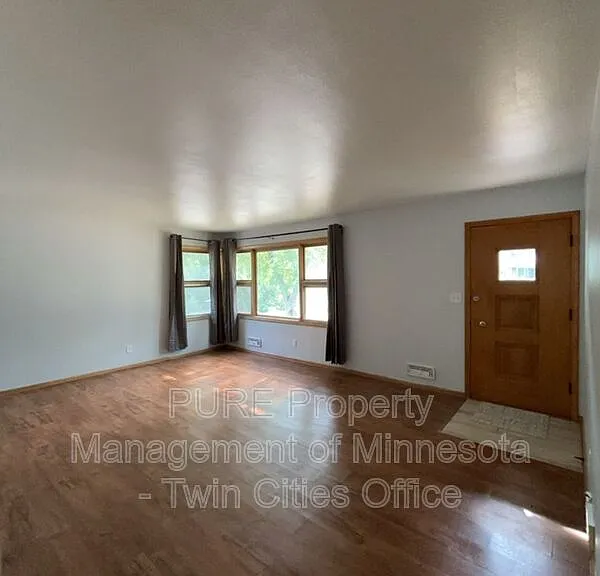 10525 Abbott Ave S — Photo 3