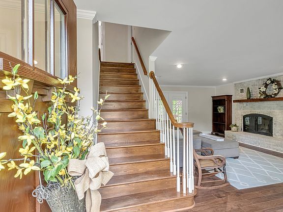 4th image of 2248 Racquet Club Dr