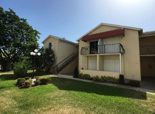 143 Waterside Dr, Hypoluxo, FL 33462