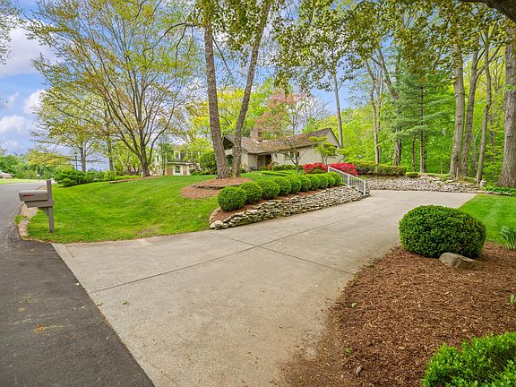 2nd image of 3020 Dozer Dr