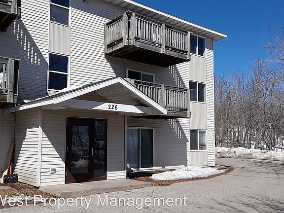 3rd image of 226 Pecan Ave APT 209