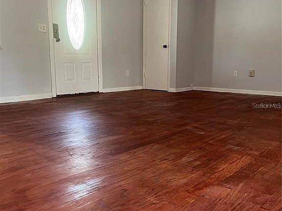 5th image of 235 Crabtree Ave