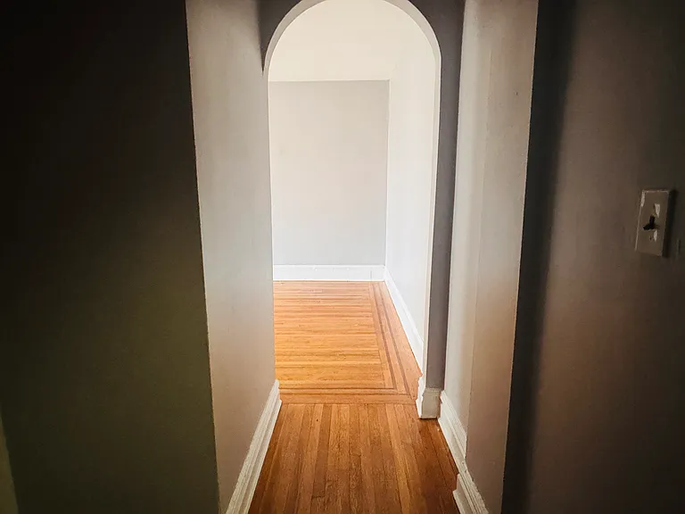 821 Bergen Ave #C5 — Photo 10