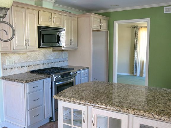 5th image of 702 Fotini Pl