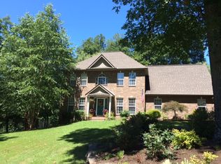 175 Appletree Dr, Clinton, TN 37716