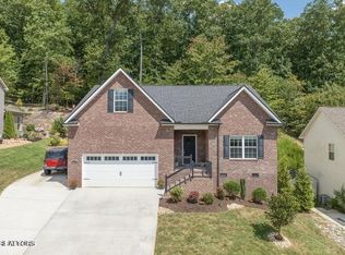 3060 Oakwood Hills Ln, Knoxville, TN 37931