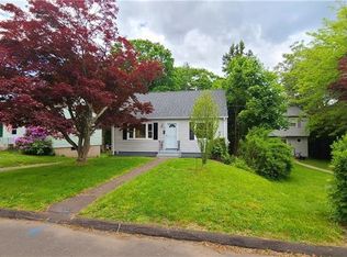105 Draper Ave, Meriden, CT 06450