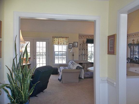 5th image of 1728 Deerwalk Dr
