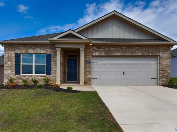 219 Antler Ridge Dr, Huntsville, AL 35811