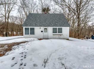 7 Ardman Dr, Willimantic, CT 06226