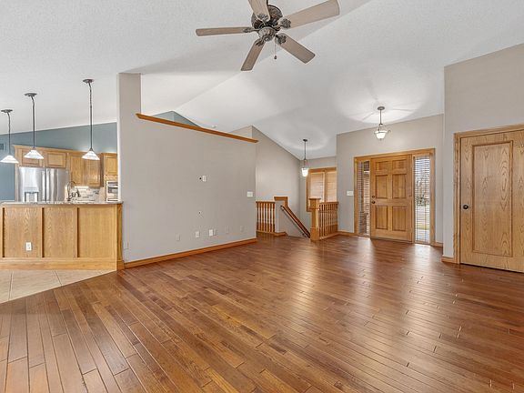 5th image of 13303 E Tallowood Ct