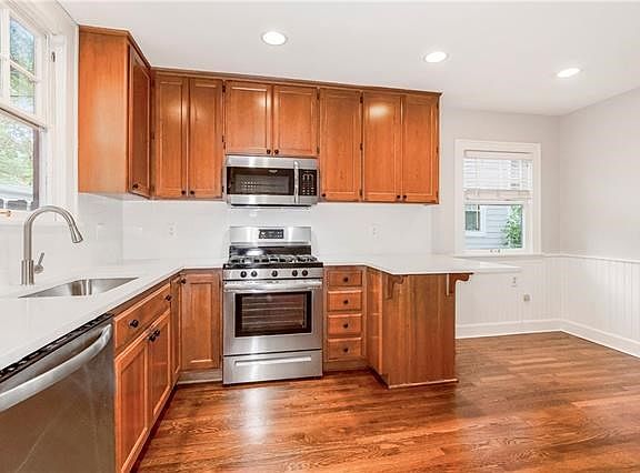 5th image of 6420 Morningside Dr
