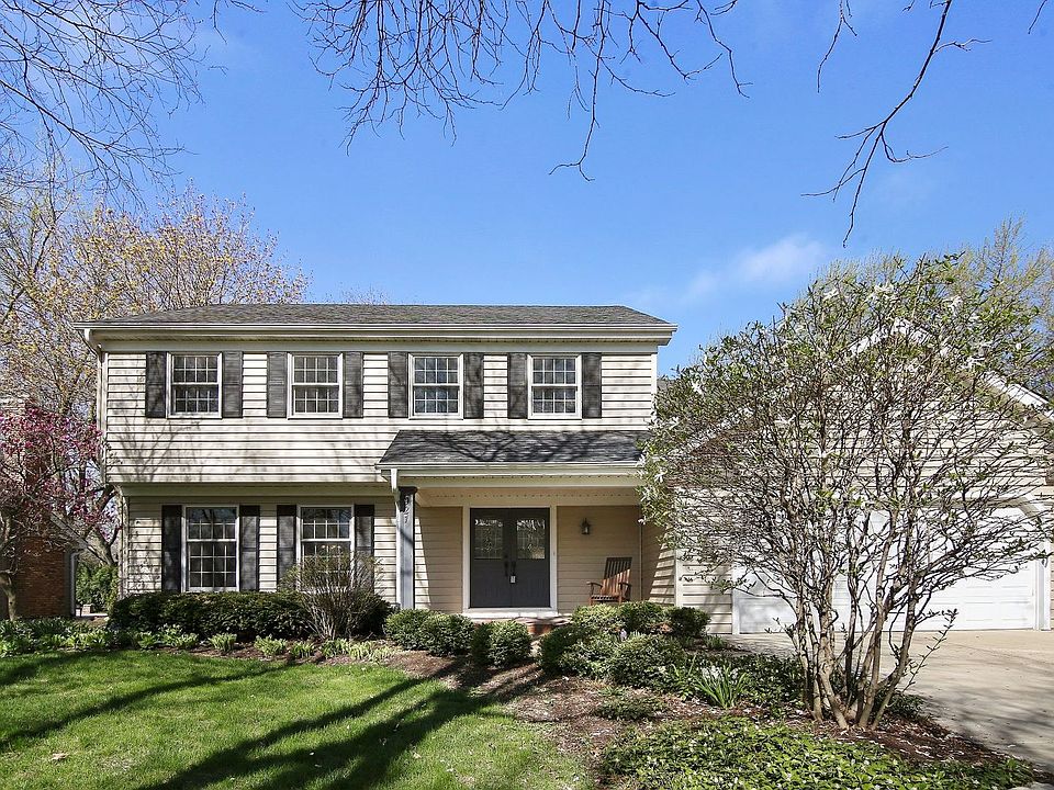 1st image of 921 Canonero Dr