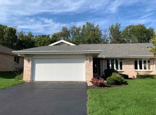 6606 Laurel Cherry Dr, Rockford, IL 61108