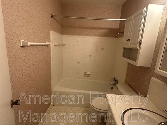 4th image of 8113 E 23rd St
