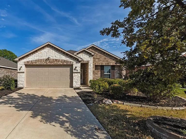 2904 Whispering Pine Blvd — Photo 16