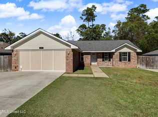 13540 Huntington Cir, Gulfport, MS 39503
