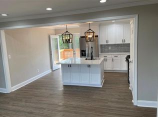 2463 Wayne St SW, Marietta, GA 30060