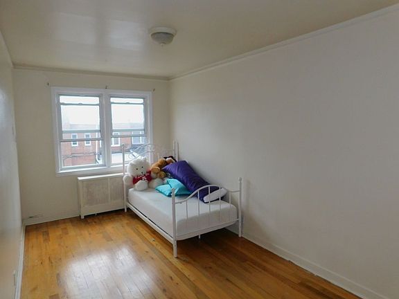 4th image of 14112 70th Ave #2