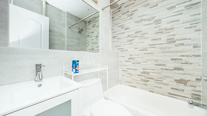 Rented by Nooklyn NYC LLC | media 14